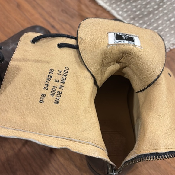 FRYE lace up boot with easy on and off zippers in the back. Hardly worn. - Picture 8 of 9